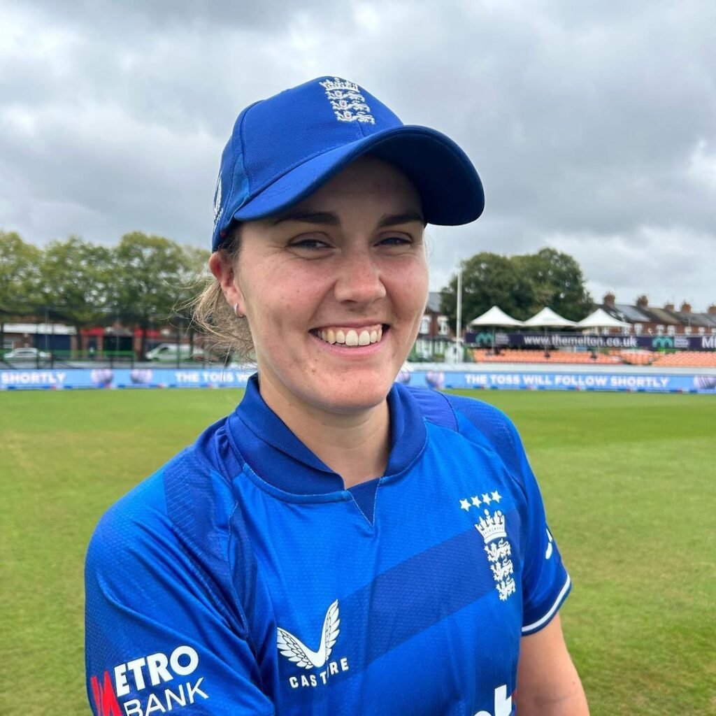 Pretty English Women Cricketers Right Now